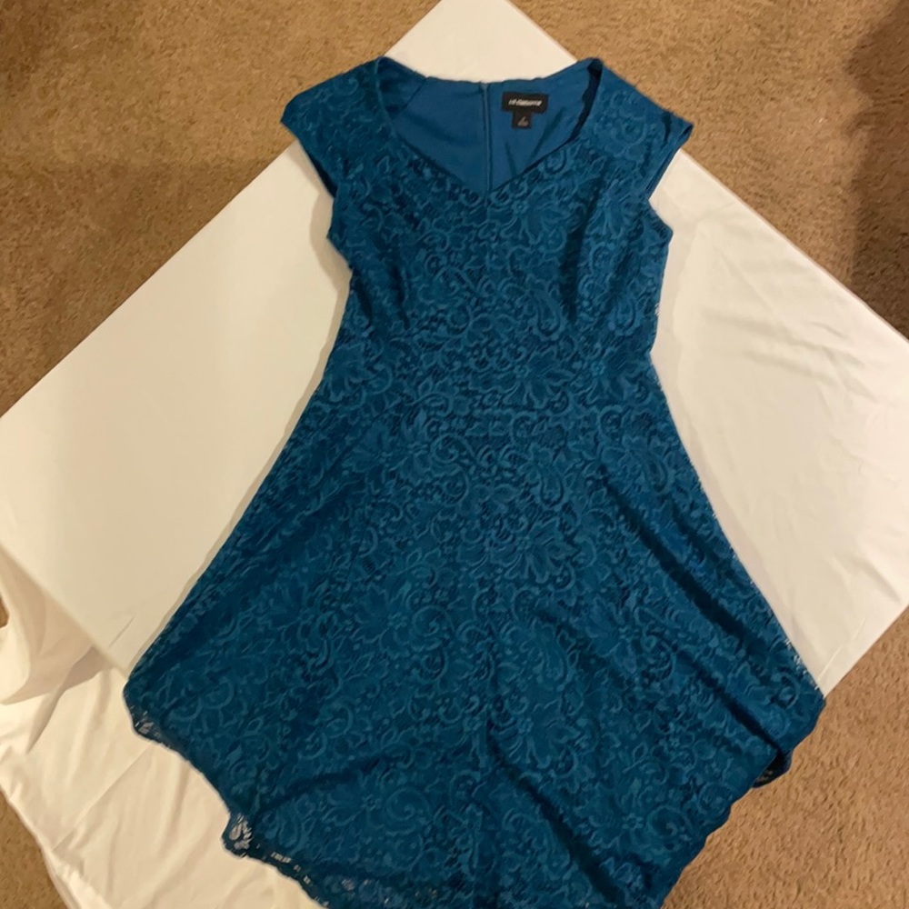 Dark Blue Floral Lace Knee-Length Formal Dress